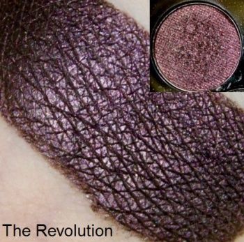 30 Eyeshadow Palette Fortune Favours The Brave MakeUp Revolution отзывы