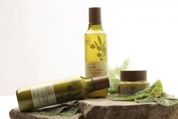 Olive Essential Emulsion The Face Shop
