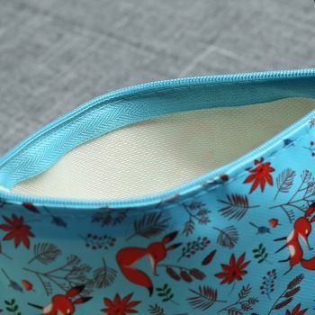 Косметичка простая 