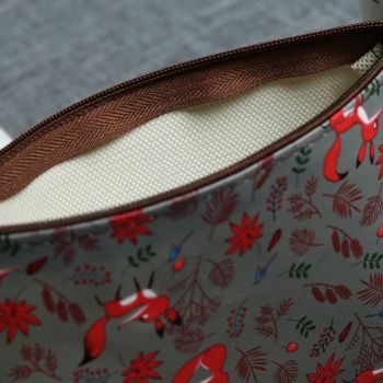 Косметичка простая 