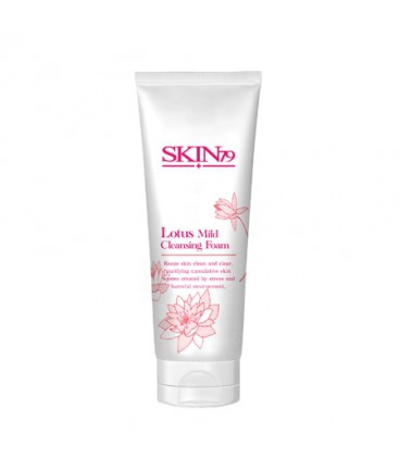 очищающая пенка с экстрактом лотуса Skin79
